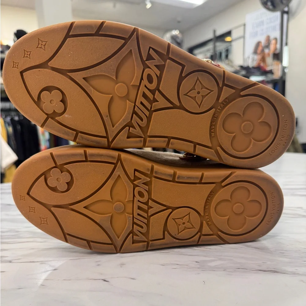 Louis Vuitton Tan Monogram Platform Clog Mules - Picture 4 of 6